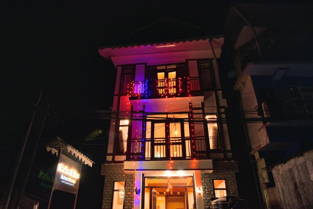 Rufina Palm Bliss Hotel Pelling Bagian luar foto