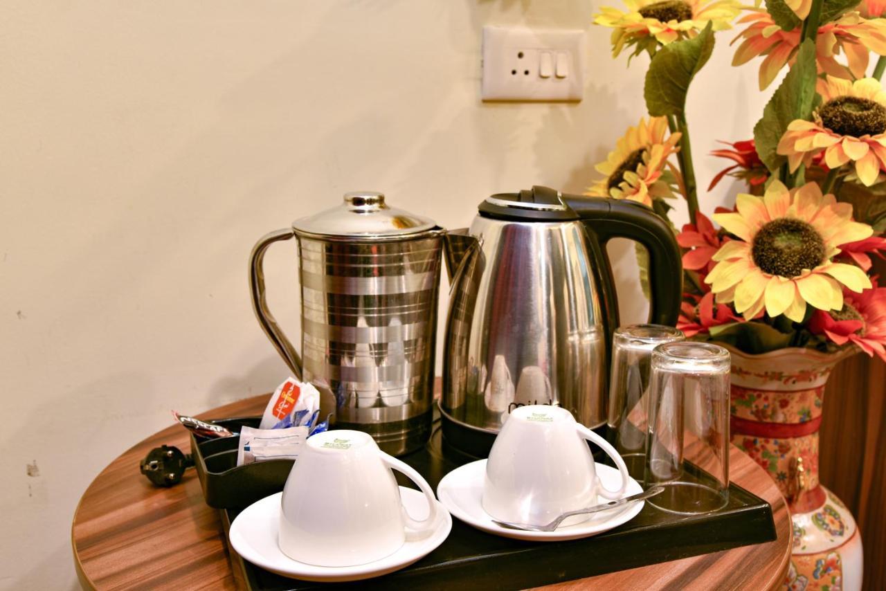 Rufina Palm Bliss Hotel Pelling Bagian luar foto